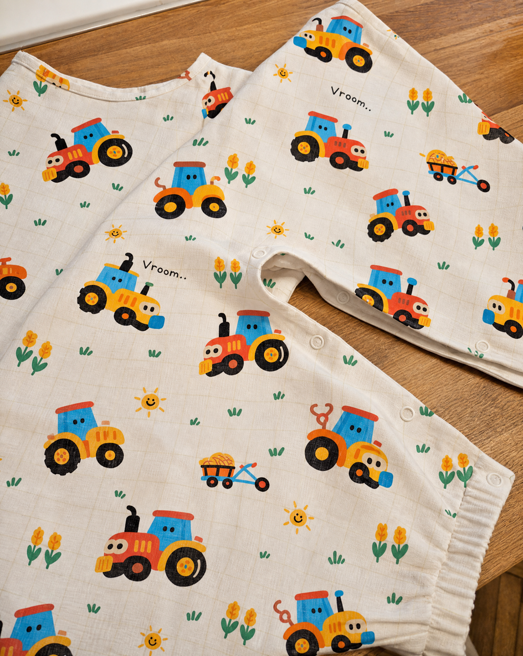 Ultra-Thin Summer Muslin Sleeping Bag with Legs Happy Farm